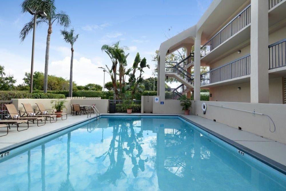 Quality Inn Palm Beach International Airport West Palm Beach Exterior photo